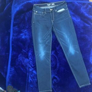 Levi’s low rise jeggings